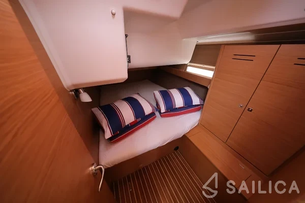 Dufour 460 GL - Yacht Charter Sailica
