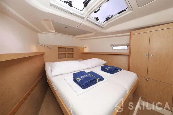 Hanse 455 - Yacht Charter Sailica