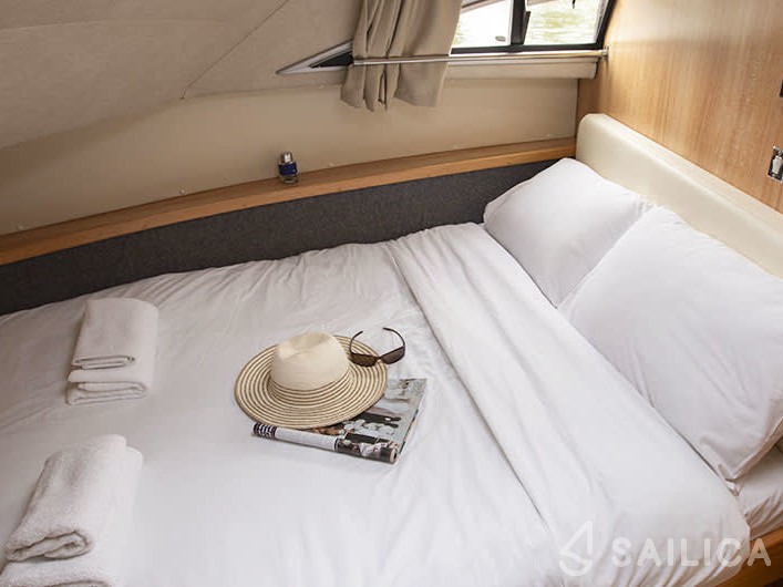 Le Boat Classique Star - Yacht Charter Sailica