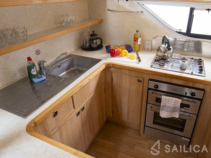 Le Boat Classique Star - Yacht Charter Sailica