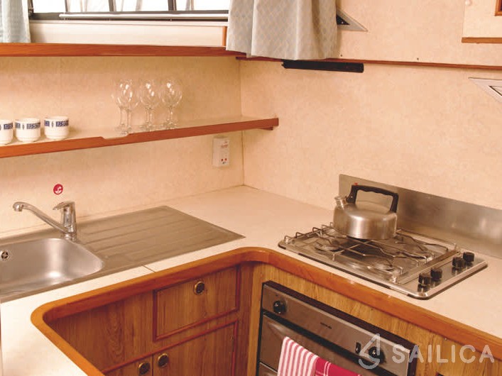 Le Boat Clipper - Yacht Charter Sailica