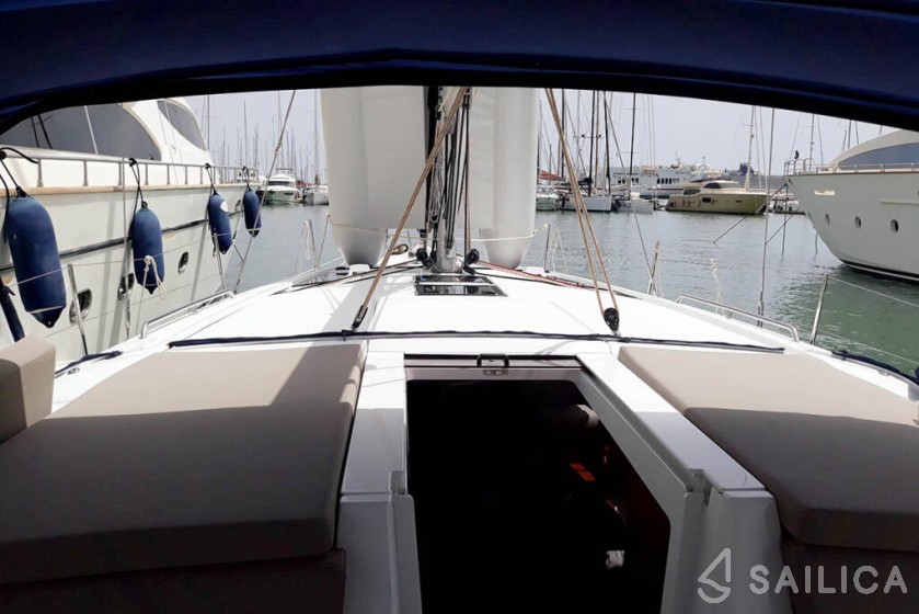 Oceanis 46.1 - Yacht Charter Sailica
