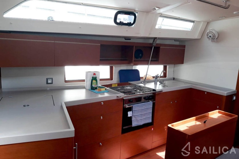 Oceanis 46.1 - Yacht Charter Sailica