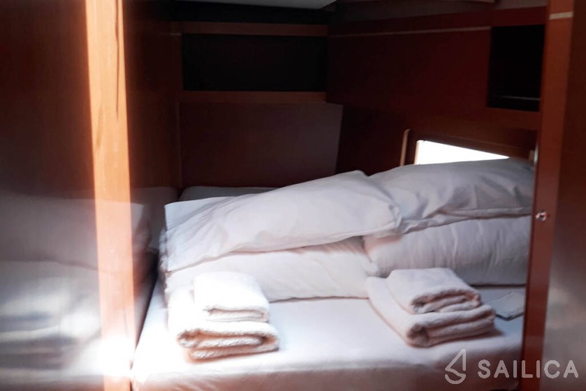 Oceanis 46.1 - Yacht Charter Sailica