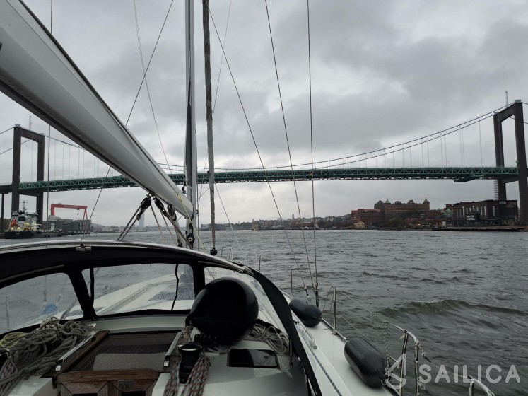 Bavaria 46 Cruiser - Yacht Charter Sailica