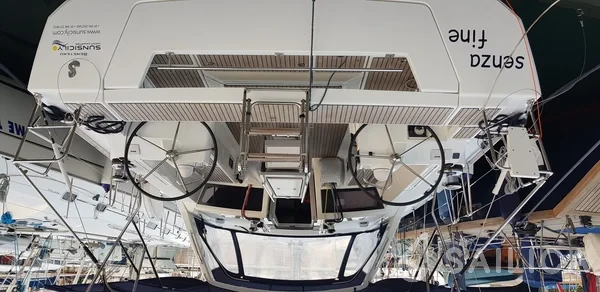 Oceanis 48 - Yacht Charter Sailica