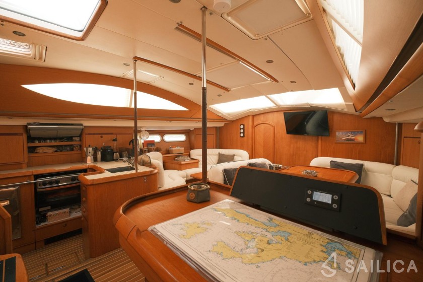 Hanse 445 - Yacht Charter Sailica