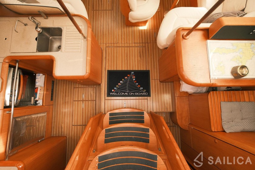 Hanse 445 - Yacht Charter Sailica