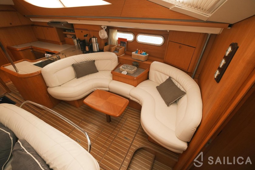 Hanse 445 - Yacht Charter Sailica