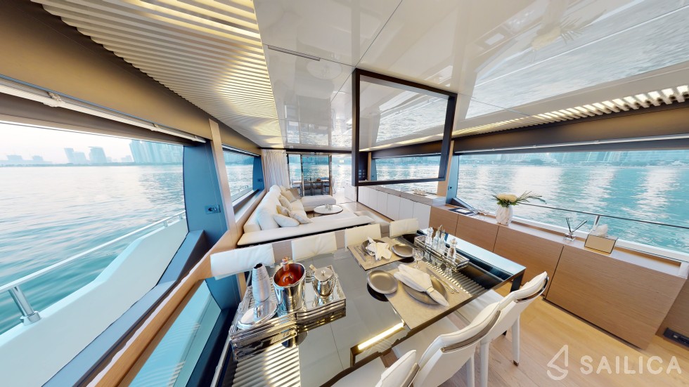 Ferretti 780 - Yacht Charter Sailica