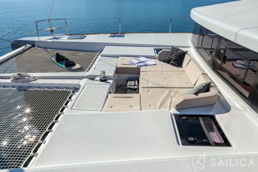 Lagoon 52F - Yacht Charter Sailica