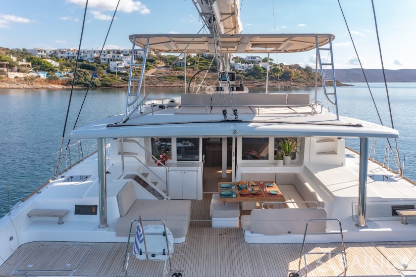Lagoon 52F - Yacht Charter Sailica