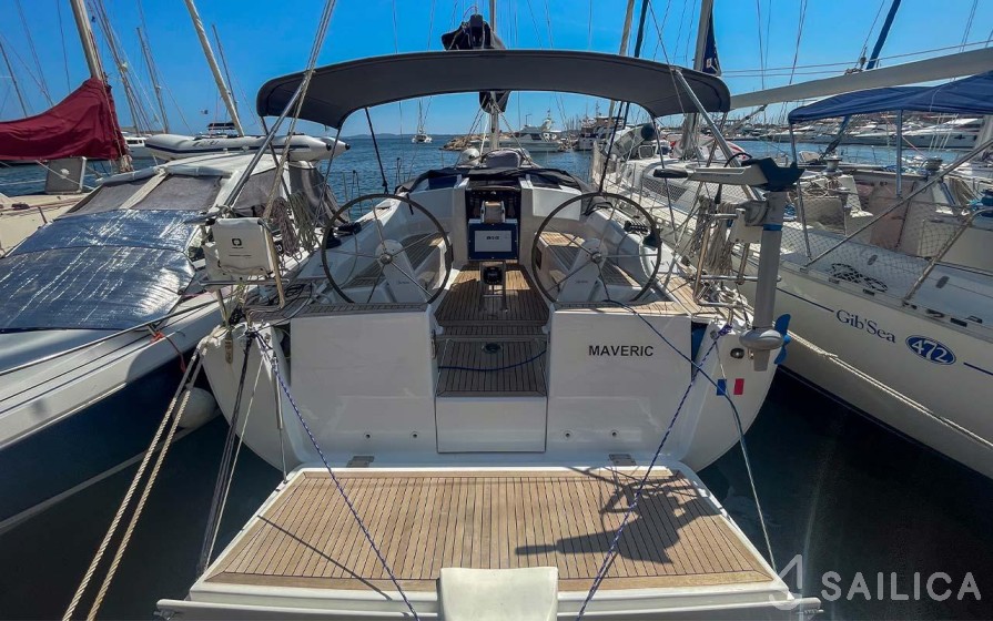Hanse 348 - Yacht Charter Sailica