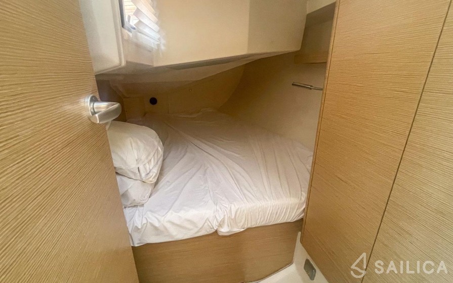 Hanse 348 - Yacht Charter Sailica