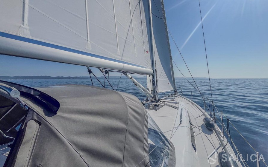 Hanse 460 - Yacht Charter Sailica