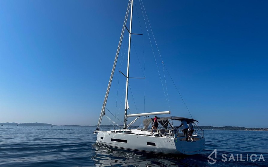 Hanse 460 - Yacht Charter Sailica
