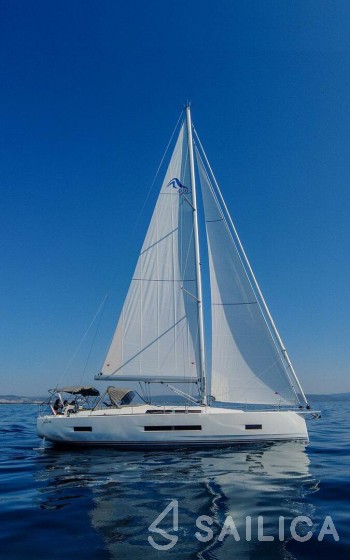 Hanse 460 - Yacht Charter Sailica