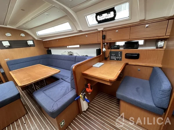 Bavaria 41 Cruiser - Yacht Charter Sailica