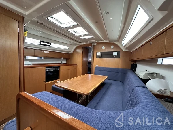 Bavaria 41 Cruiser - Yacht Charter Sailica