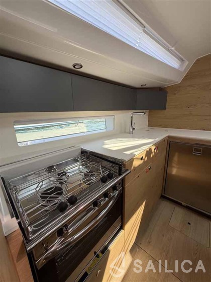 Elan 45 Impression - Yacht Charter Sailica