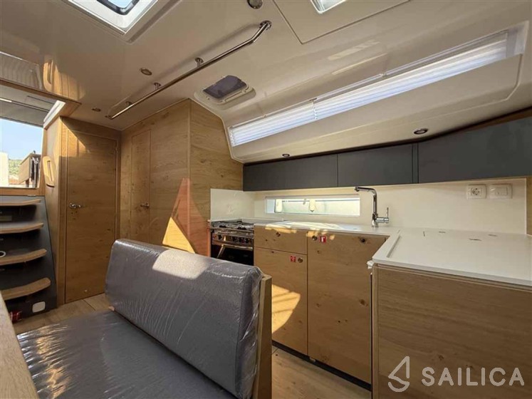 Elan 45 Impression - Yacht Charter Sailica
