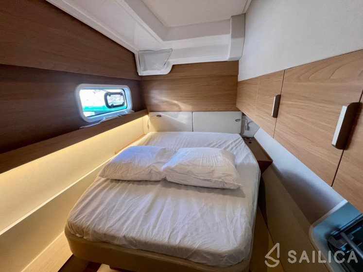 Bali Catspace - Yacht Charter Sailica