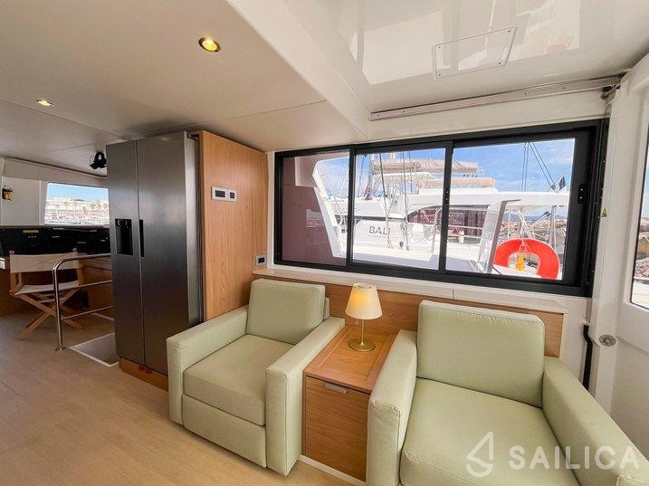 Bali 4.4 - Yacht Charter Sailica
