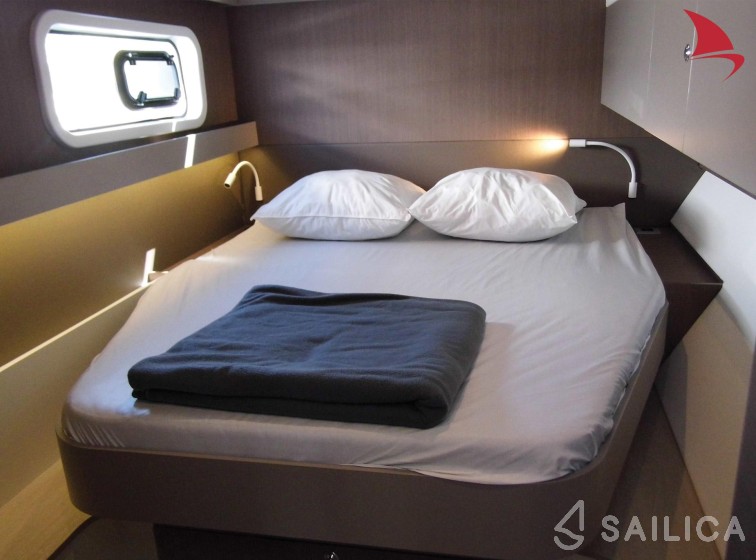 Bali Catspace - Yacht Charter Sailica
