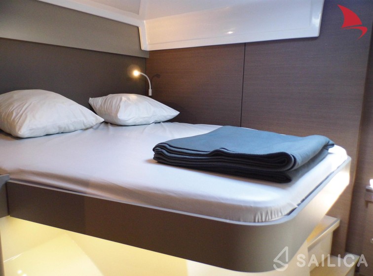 Bali Catspace - Yacht Charter Sailica