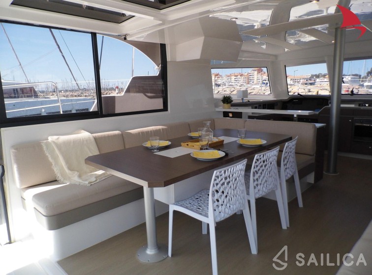Bali Catspace - Yacht Charter Sailica