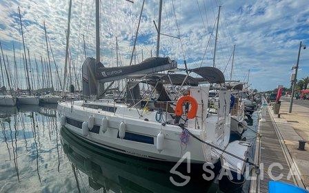 Dufour 41 - Yacht Charter Sailica