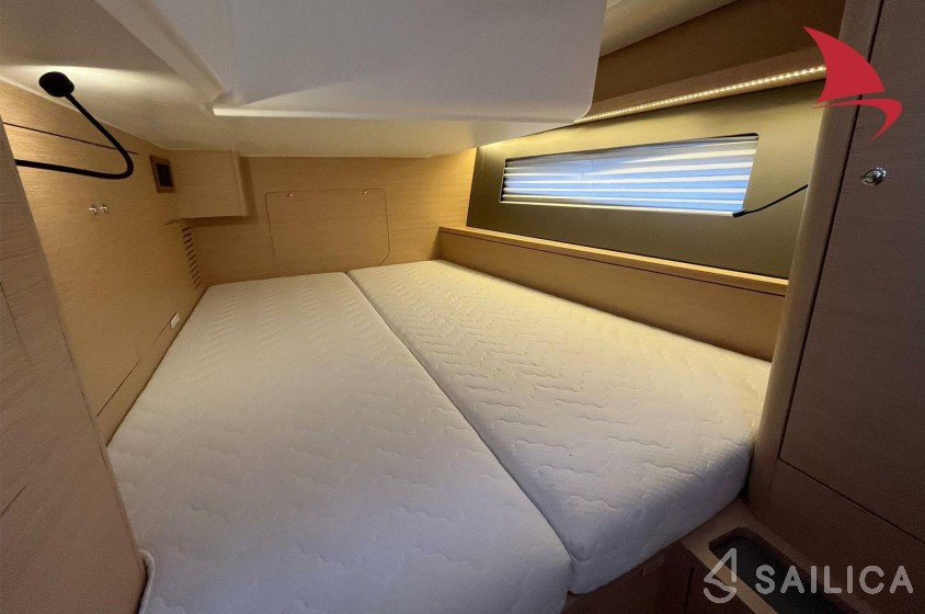 Dufour 41 - Yacht Charter Sailica