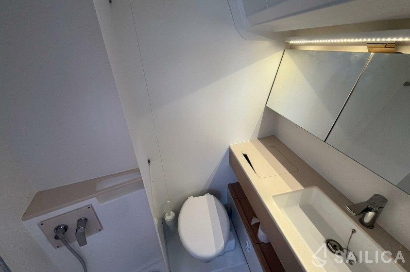 Dufour 41 - Yacht Charter Sailica