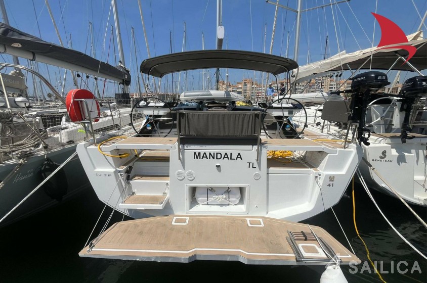 Dufour 41 - Yacht Charter Sailica