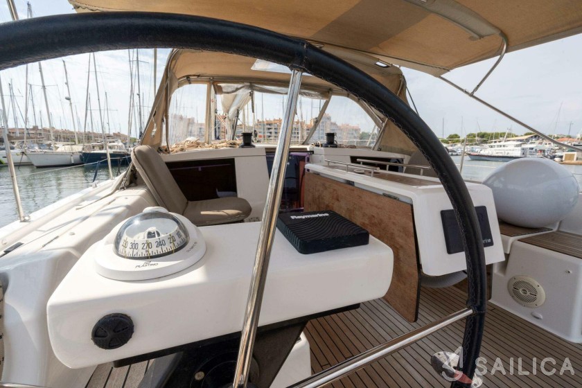Dufour 430 - Yacht Charter Sailica