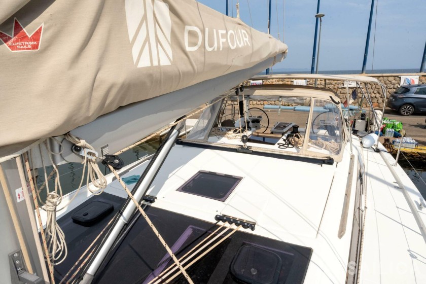 Dufour 430 - Yacht Charter Sailica