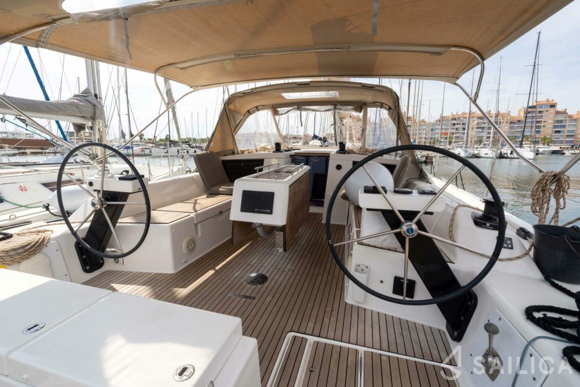 Dufour 430 - Yacht Charter Sailica