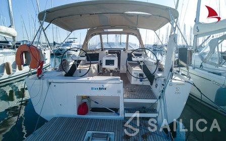 Dufour 390 Grand Large - Yacht Charter Sailica