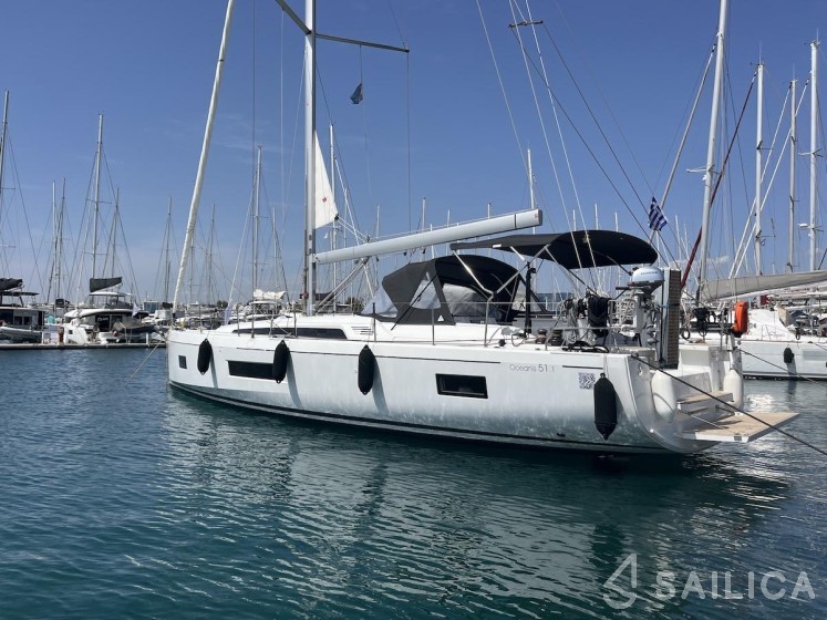 Oceanis 51.1 - Yacht Charter Sailica