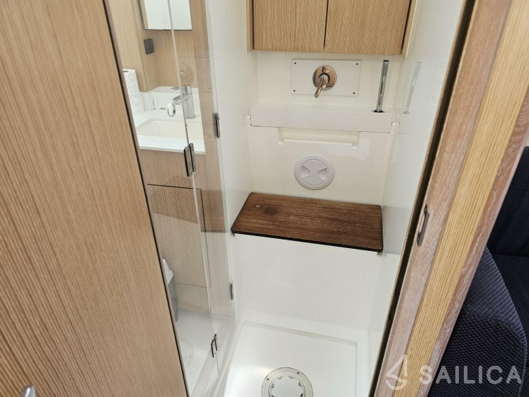 Bavaria C57 Holiday - Yacht Charter Sailica