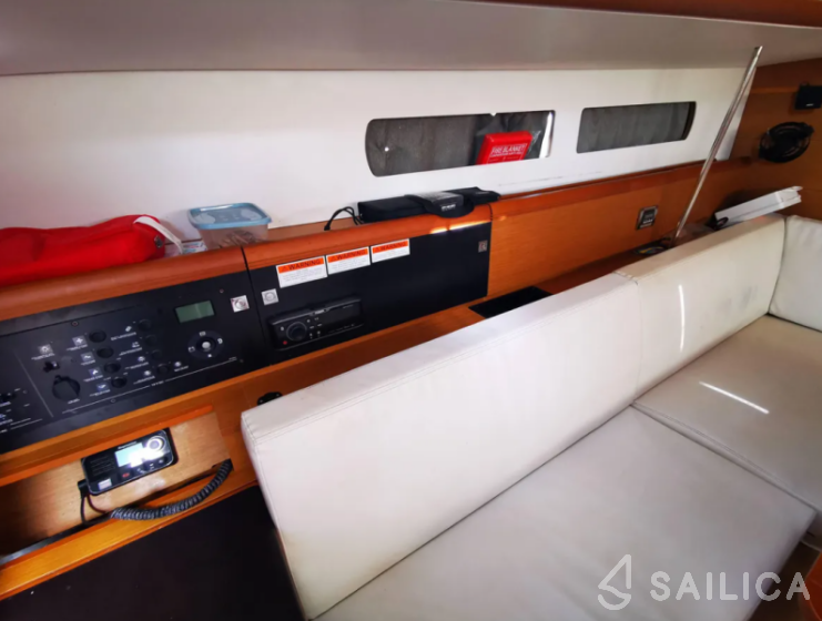 Sun Odyssey 479 - Yacht Charter Sailica