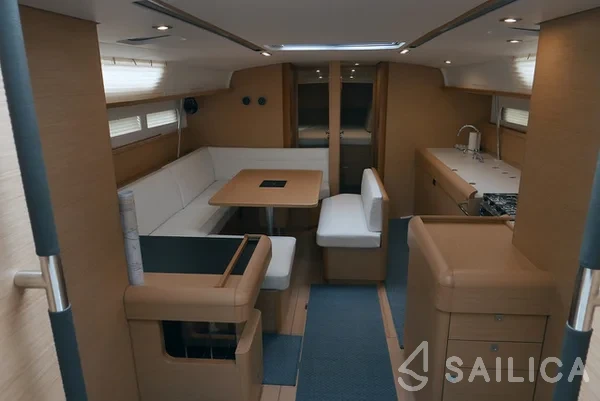 Sun Odyssey 519 - Yacht Charter Sailica