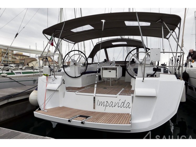 Sun Odyssey 519 - Yacht Charter Sailica