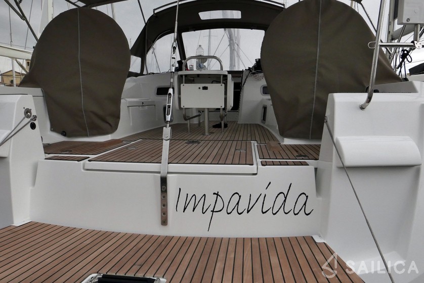 Sun Odyssey 519 - Yacht Charter Sailica