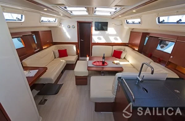 Hanse 455 - Yacht Charter Sailica