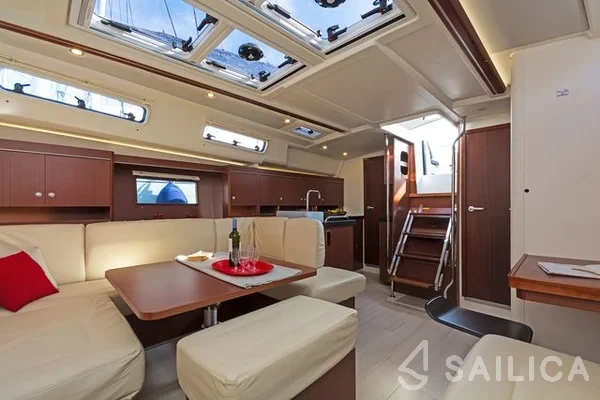 Hanse 455 - Yacht Charter Sailica