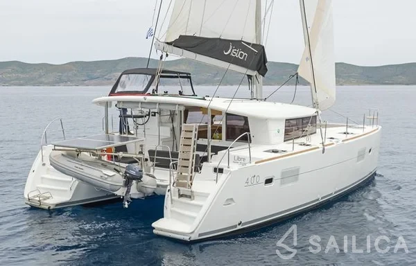Lagoon 400 S2 - Yacht Charter Sailica