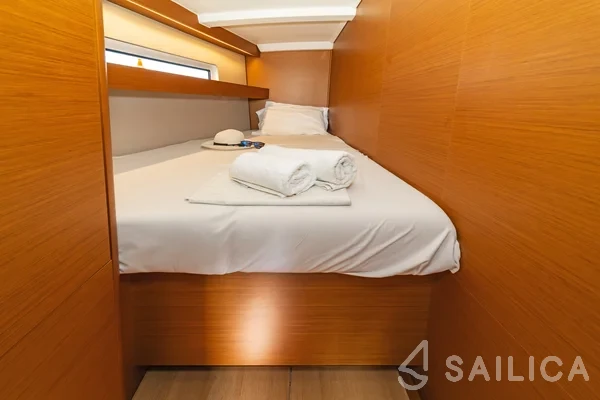 Sun Odyssey 440 - Yacht Charter Sailica