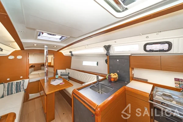 Sun Odyssey 349 - Yacht Charter Sailica