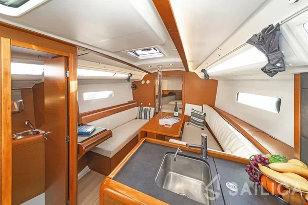 Sun Odyssey 349 - Yacht Charter Sailica